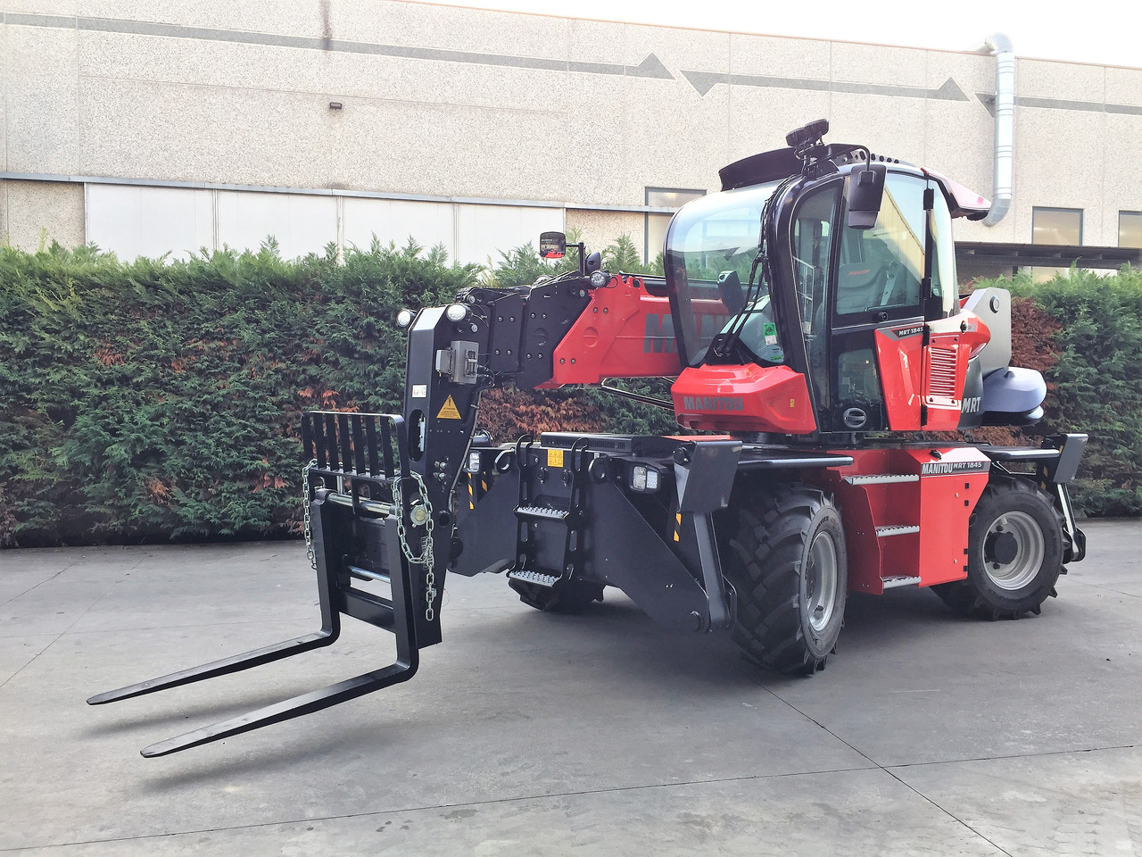 Manitou MRT 1845 360° 115D VISION - رافعة تلسكوبية: صورة 1 Manitou MRT 1845 360° 115D VISION - رافعة تلسكوبية: صورة 1