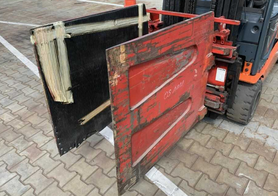 Bolzoni KS08CF5A, Kartonklammer - المشبك - معدات المناولة: صورة 4 Bolzoni KS08CF5A, Kartonklammer - المشبك - معدات المناولة: صورة 4