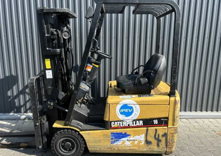 CAT Lift Trucks EP16KT - رافعة شوكية كهربائية: صورة 2 CAT Lift Trucks EP16KT - رافعة شوكية كهربائية: صورة 2