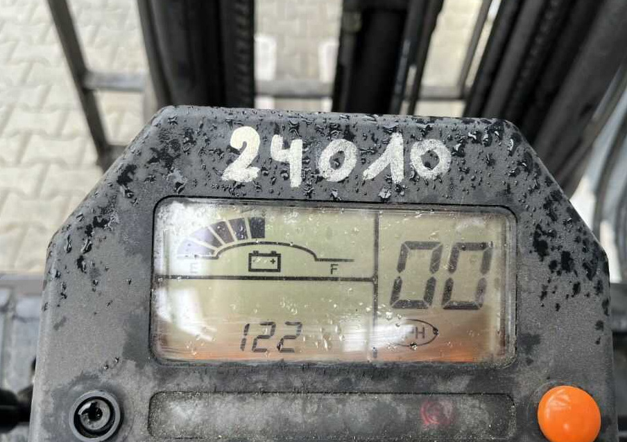 رافعة شوكية كهربائية CAT Lift Trucks EP16KT: صورة 8