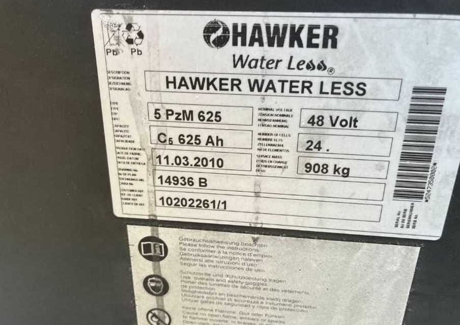 رافعة شوكية كهربائية CAT Lift Trucks EP16KT: صورة 7