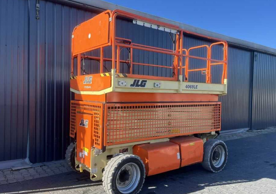 JLG 4069LE - رافعة هيدروليكية مقصية: صورة 1 JLG 4069LE - رافعة هيدروليكية مقصية: صورة 1