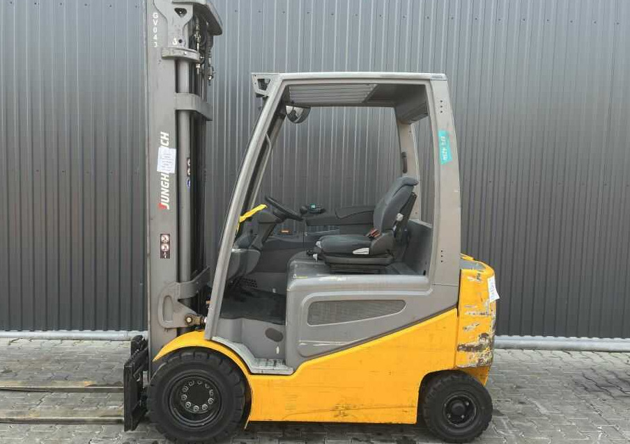 Jungheinrich EFG425k - رافعة شوكية كهربائية: صورة 2 Jungheinrich EFG425k - رافعة شوكية كهربائية: صورة 2
