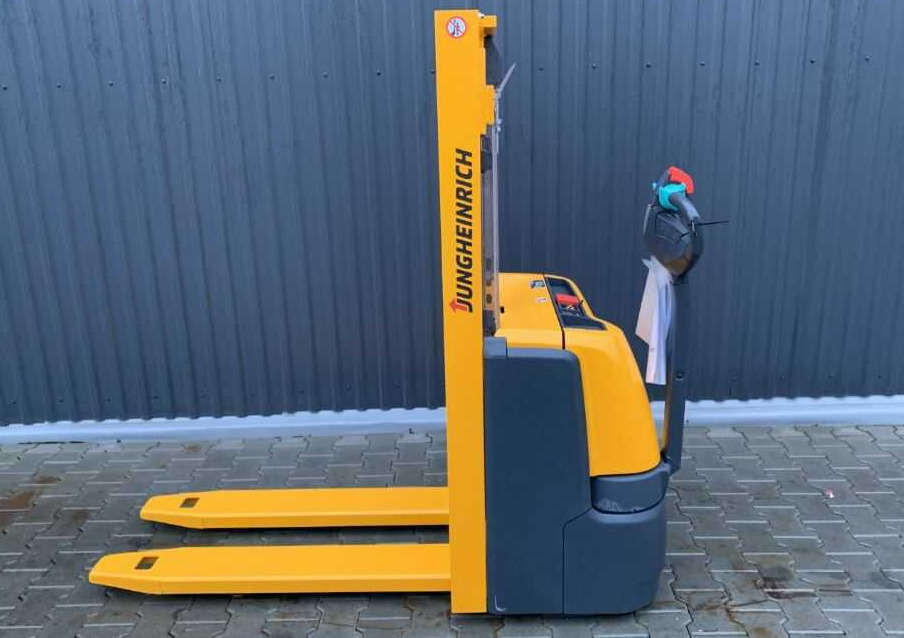 Jungheinrich EJC110 - آلة التكديس: صورة 2 Jungheinrich EJC110 - آلة التكديس: صورة 2