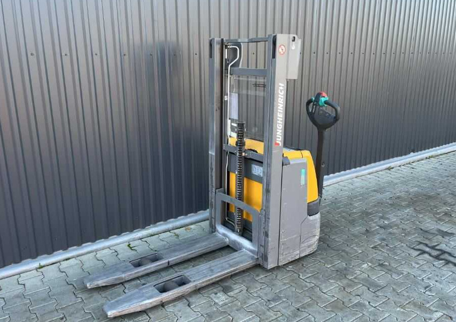 Jungheinrich EJC112 - آلة التكديس: صورة 1 Jungheinrich EJC112 - آلة التكديس: صورة 1