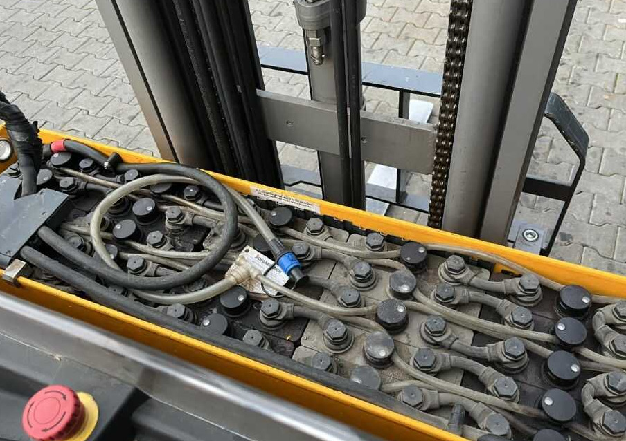 شاحنة مناوِلة Jungheinrich ETV110: صورة 6 شاحنة مناوِلة Jungheinrich ETV110: صورة 6