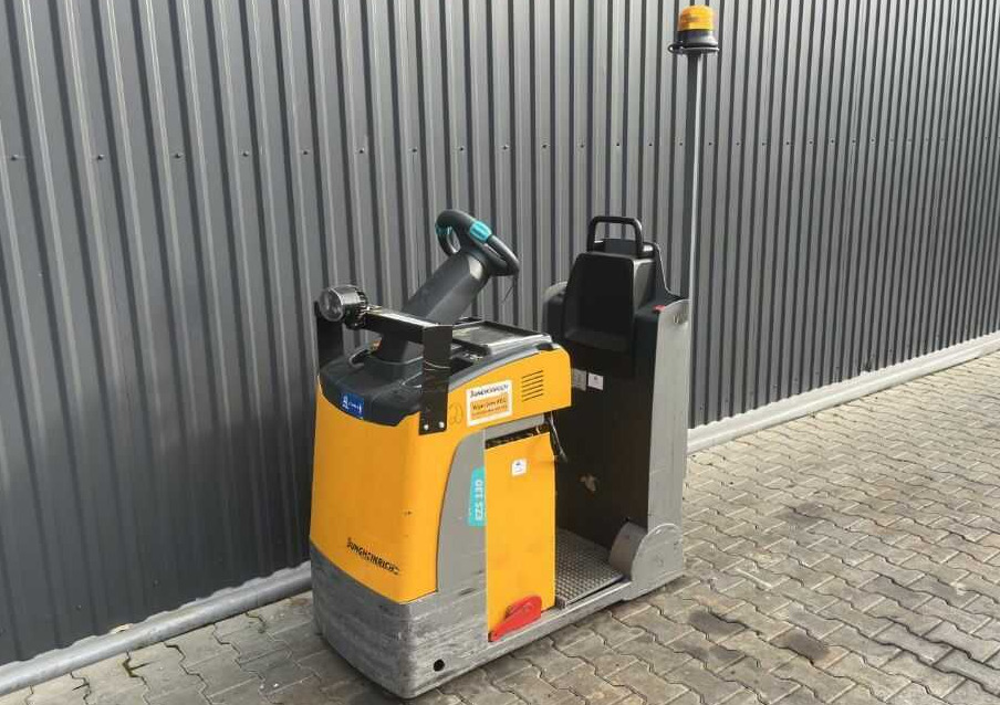 Jungheinrich EZS130 - جرار السحب الكهربائي: صورة 1 Jungheinrich EZS130 - جرار السحب الكهربائي: صورة 1