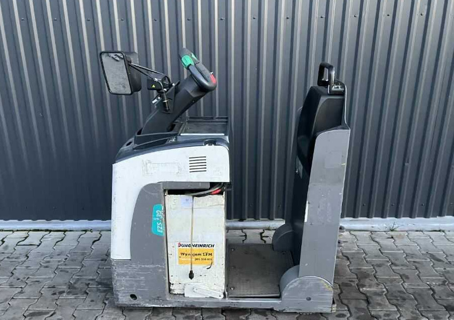 Jungheinrich EZS130 - جرار السحب الكهربائي: صورة 2 Jungheinrich EZS130 - جرار السحب الكهربائي: صورة 2