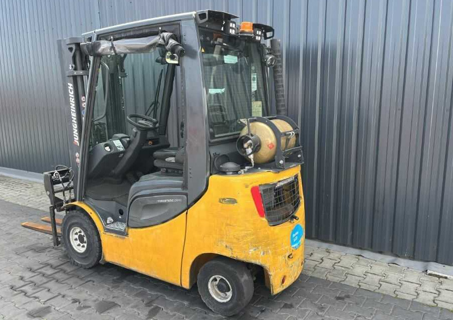 Jungheinrich TFG320s - رافعة شوكية تعمل بالغاز: صورة 3 Jungheinrich TFG320s - رافعة شوكية تعمل بالغاز: صورة 3