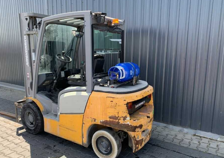 Jungheinrich TFG4225 - رافعة شوكية تعمل بالغاز: صورة 3 Jungheinrich TFG4225 - رافعة شوكية تعمل بالغاز: صورة 3