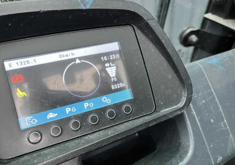 Jungheinrich TFG430s - رافعة شوكية تعمل بالغاز: صورة 5 Jungheinrich TFG430s - رافعة شوكية تعمل بالغاز: صورة 5