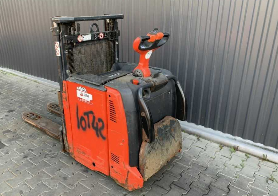 Linde D12AP - آلة التكديس: صورة 3 Linde D12AP - آلة التكديس: صورة 3