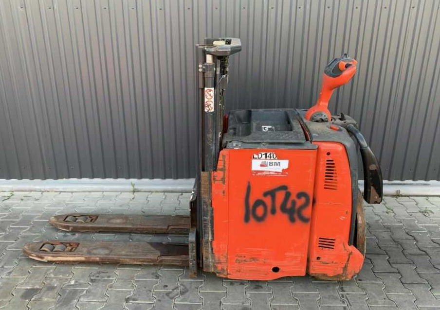 Linde D12AP - آلة التكديس: صورة 2 Linde D12AP - آلة التكديس: صورة 2
