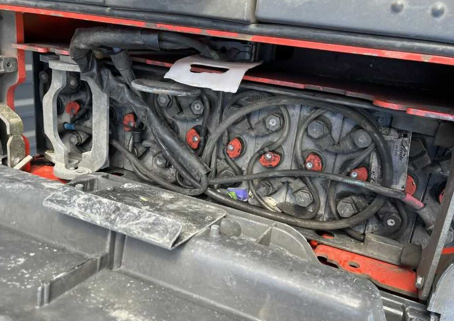 آلة التكديس Linde D12AP: صورة 6