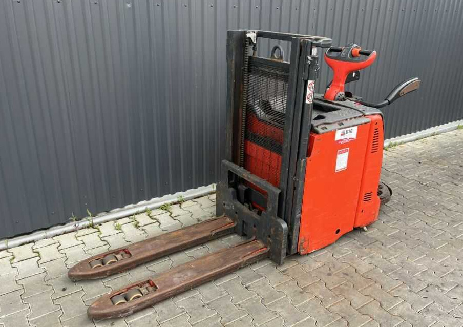 Linde D12AP - آلة التكديس: صورة 1 Linde D12AP - آلة التكديس: صورة 1