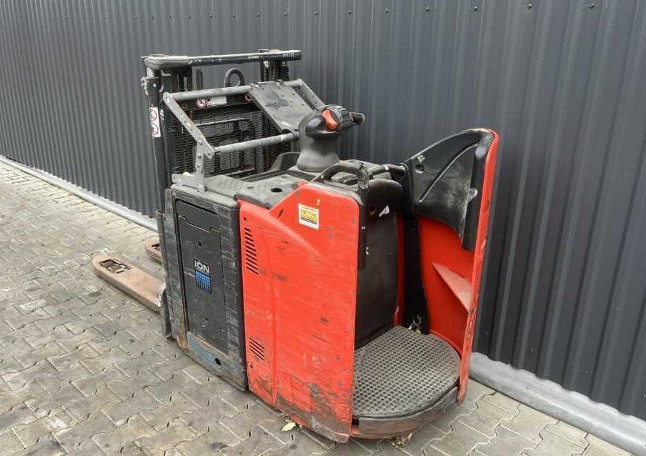Linde D12HPSP - آلة التكديس: صورة 3 Linde D12HPSP - آلة التكديس: صورة 3