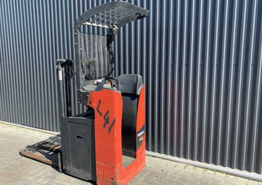 Linde D12S - آلة التكديس: صورة 3 Linde D12S - آلة التكديس: صورة 3