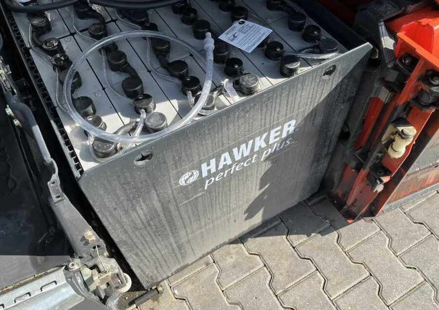 رافعة شوكية كهربائية Linde E16-02: صورة 8