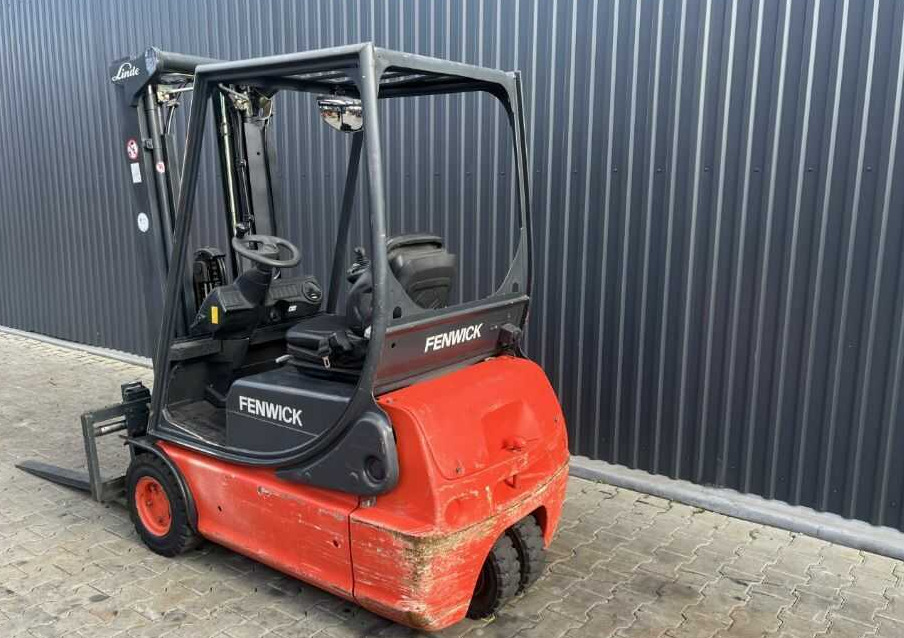 Linde E16C-01 - رافعة شوكية كهربائية: صورة 3 Linde E16C-01 - رافعة شوكية كهربائية: صورة 3