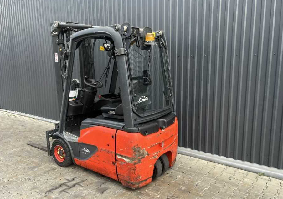 Linde E16C-02 - رافعة شوكية كهربائية: صورة 3 Linde E16C-02 - رافعة شوكية كهربائية: صورة 3