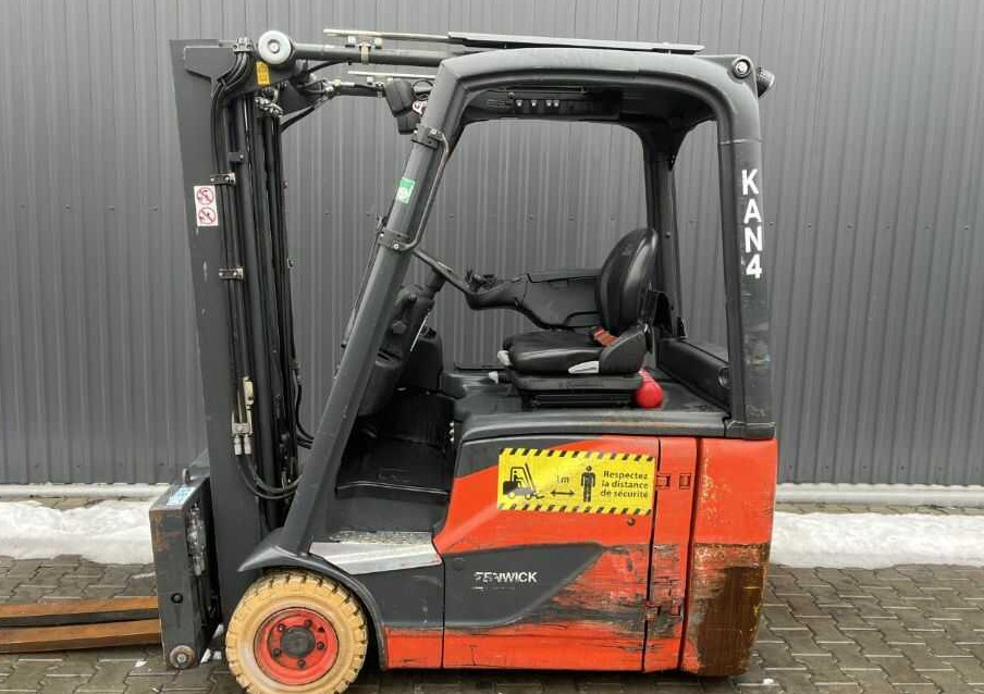 Linde E16H-02 - رافعة شوكية كهربائية: صورة 2 Linde E16H-02 - رافعة شوكية كهربائية: صورة 2