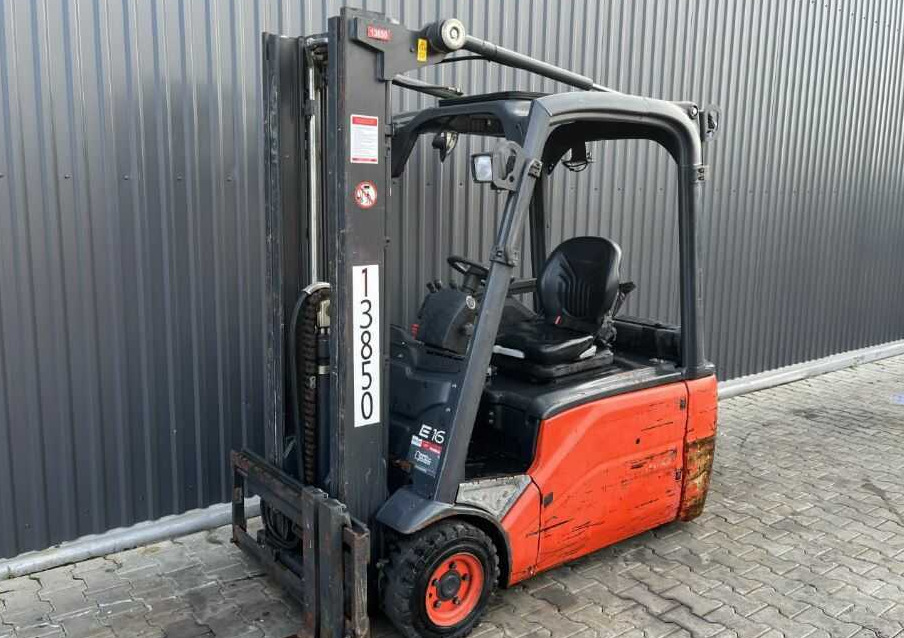 Linde E16L-02 - رافعة شوكية كهربائية: صورة 1 Linde E16L-02 - رافعة شوكية كهربائية: صورة 1