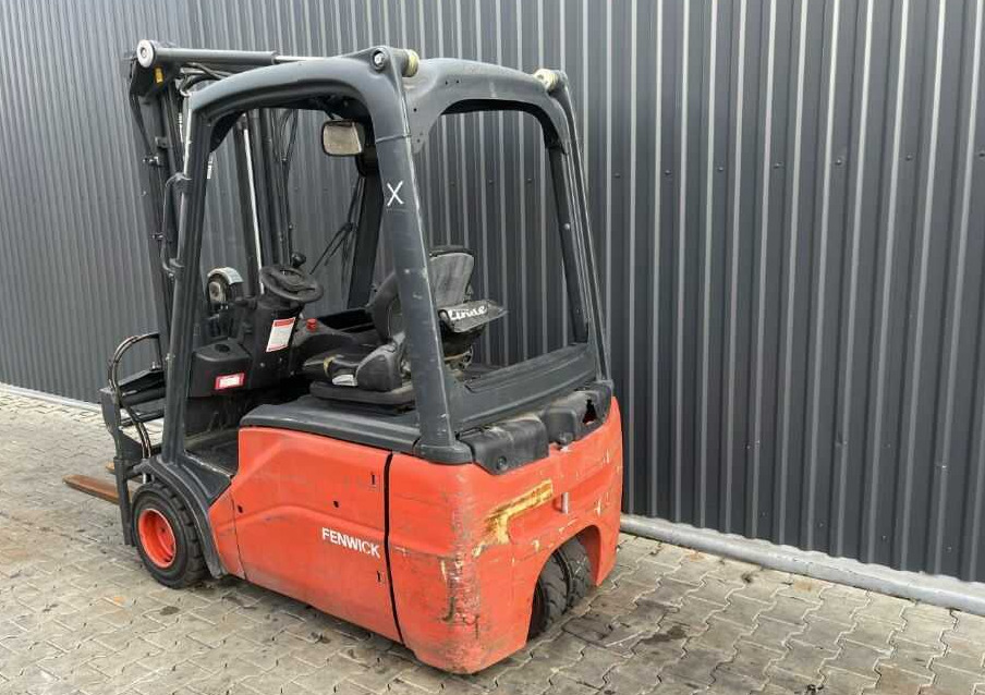 Linde E18-01 - رافعة شوكية كهربائية: صورة 3 Linde E18-01 - رافعة شوكية كهربائية: صورة 3