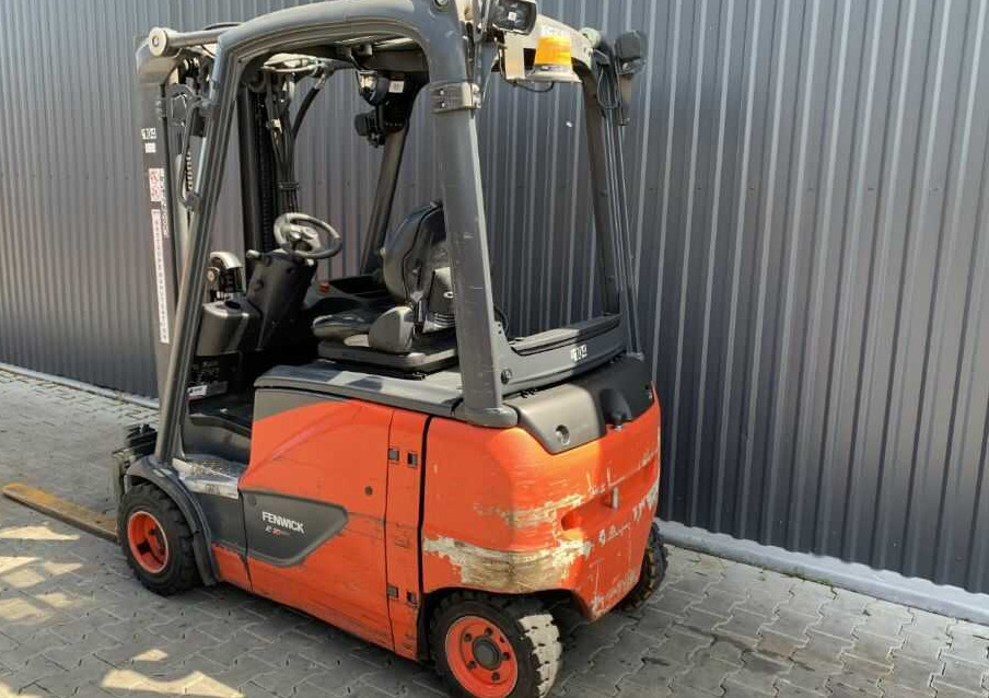 Linde E18PH-02 - رافعة شوكية كهربائية: صورة 3 Linde E18PH-02 - رافعة شوكية كهربائية: صورة 3