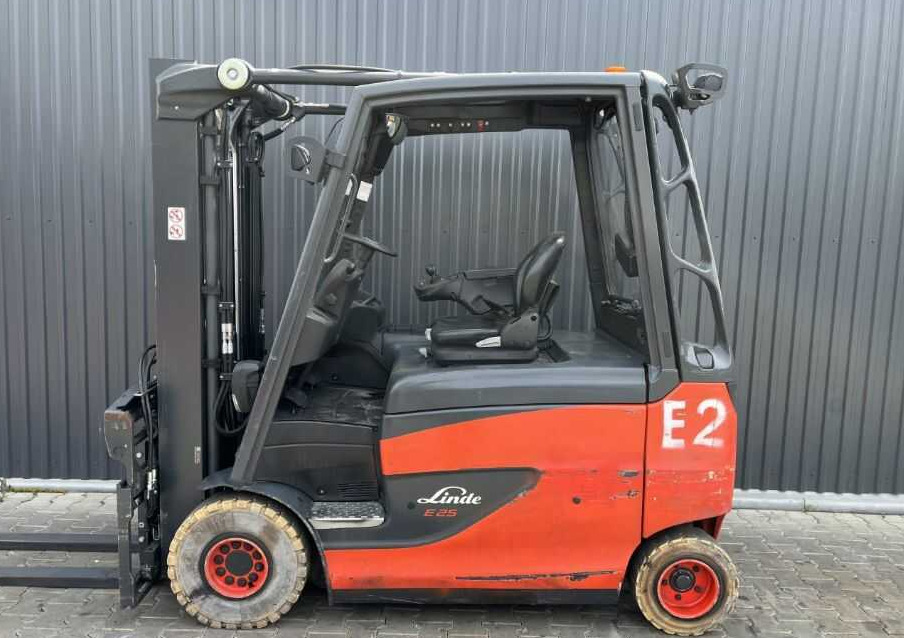 Linde E25HL-01/600 - رافعة شوكية كهربائية: صورة 2 Linde E25HL-01/600 - رافعة شوكية كهربائية: صورة 2