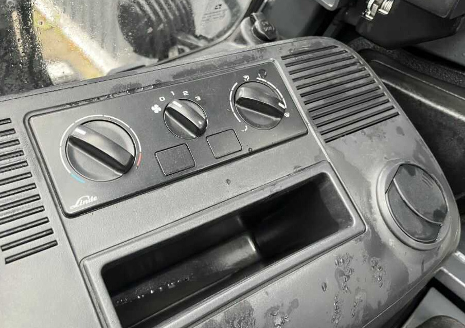 رافعة شوكية كهربائية Linde E25L-01: صورة 6 رافعة شوكية كهربائية Linde E25L-01: صورة 6