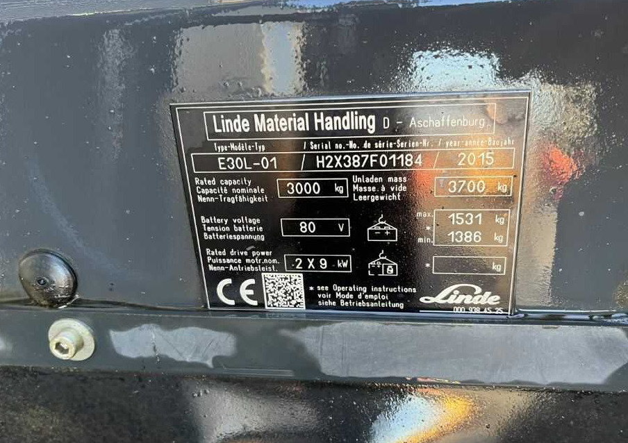 Linde E30L-01 - رافعة شوكية كهربائية: صورة 4 Linde E30L-01 - رافعة شوكية كهربائية: صورة 4