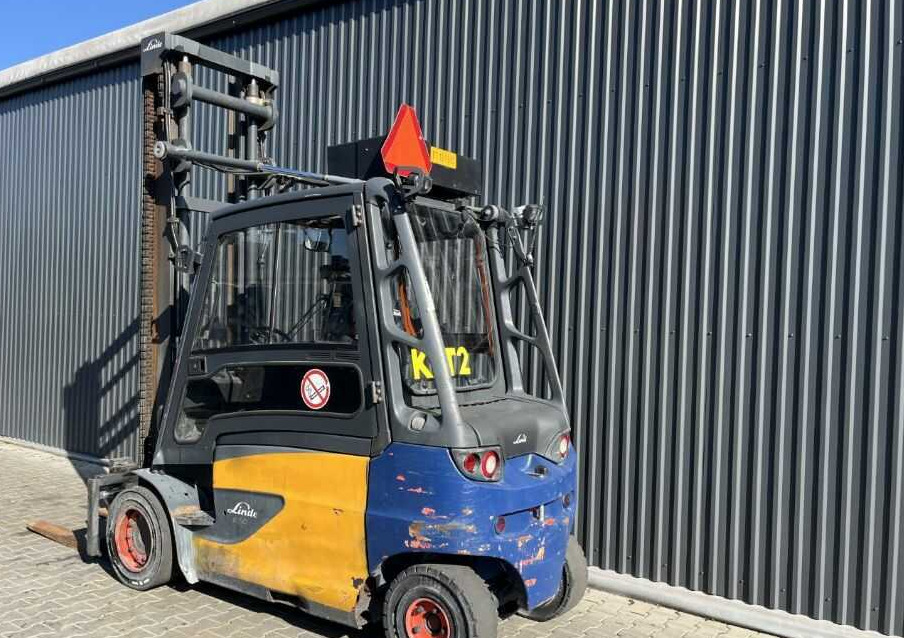 Linde E50HL-01/600 - رافعة شوكية كهربائية: صورة 3 Linde E50HL-01/600 - رافعة شوكية كهربائية: صورة 3