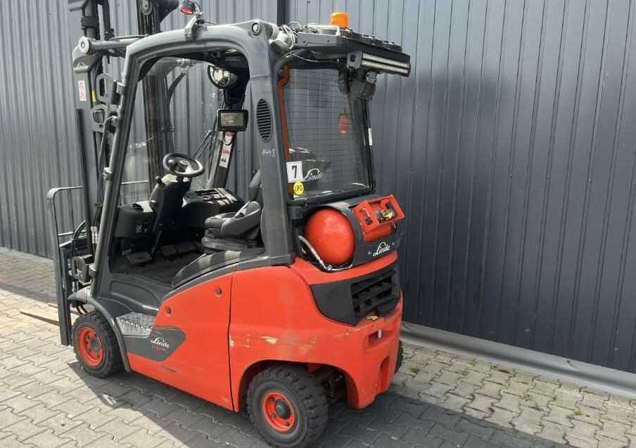 Linde H16T-01 - رافعة شوكية تعمل بالغاز: صورة 3 Linde H16T-01 - رافعة شوكية تعمل بالغاز: صورة 3