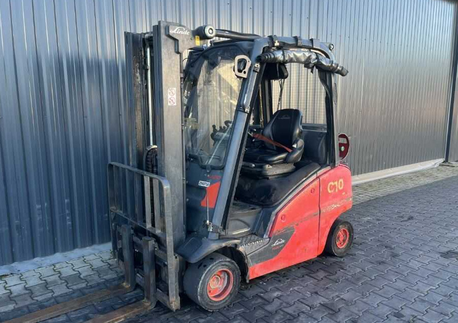 Linde H20T-01 - رافعة شوكية تعمل بالغاز: صورة 1 Linde H20T-01 - رافعة شوكية تعمل بالغاز: صورة 1