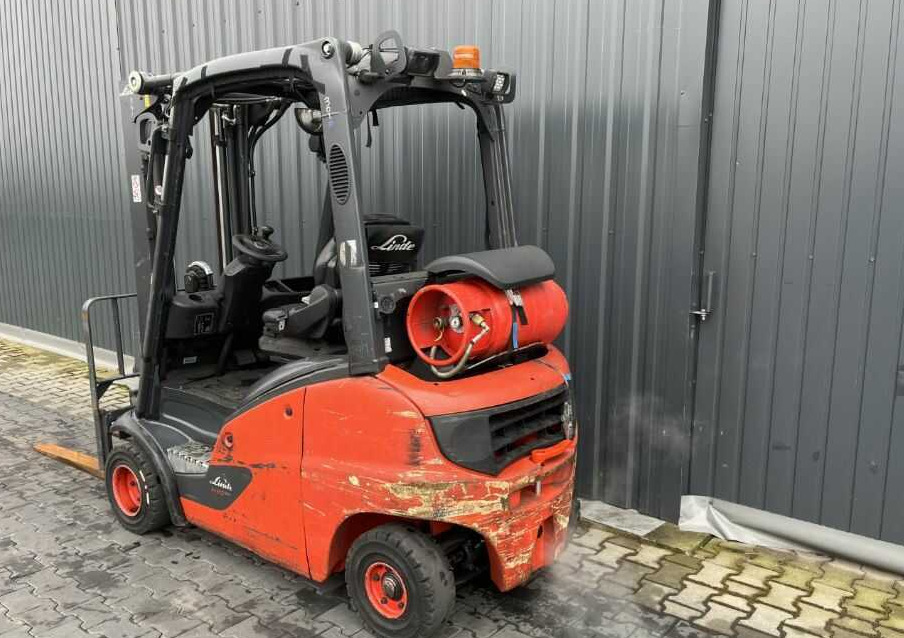 Linde H20T-01 - رافعة شوكية تعمل بالغاز: صورة 3 Linde H20T-01 - رافعة شوكية تعمل بالغاز: صورة 3