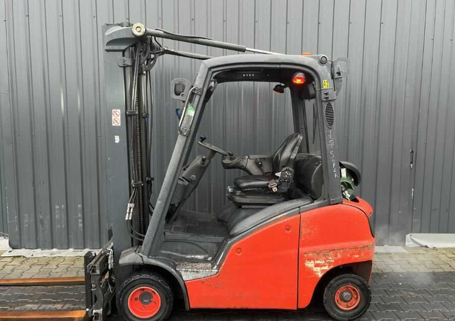 Linde H20T-01 - رافعة شوكية تعمل بالغاز: صورة 2 Linde H20T-01 - رافعة شوكية تعمل بالغاز: صورة 2