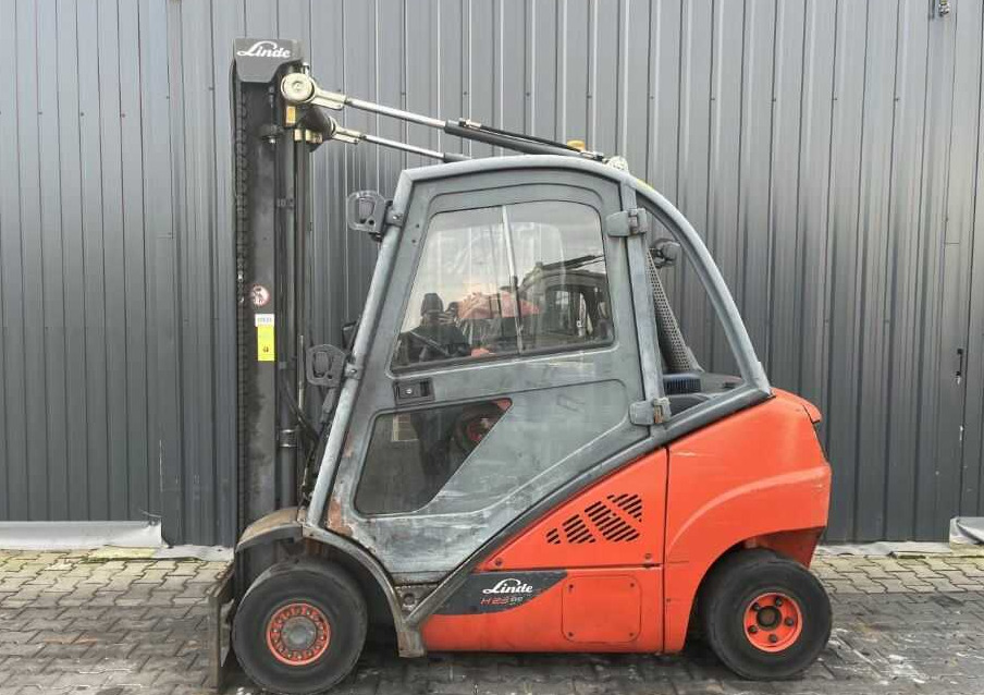 Linde H25D-02 - رافعة شوكية ديزل: صورة 2 Linde H25D-02 - رافعة شوكية ديزل: صورة 2