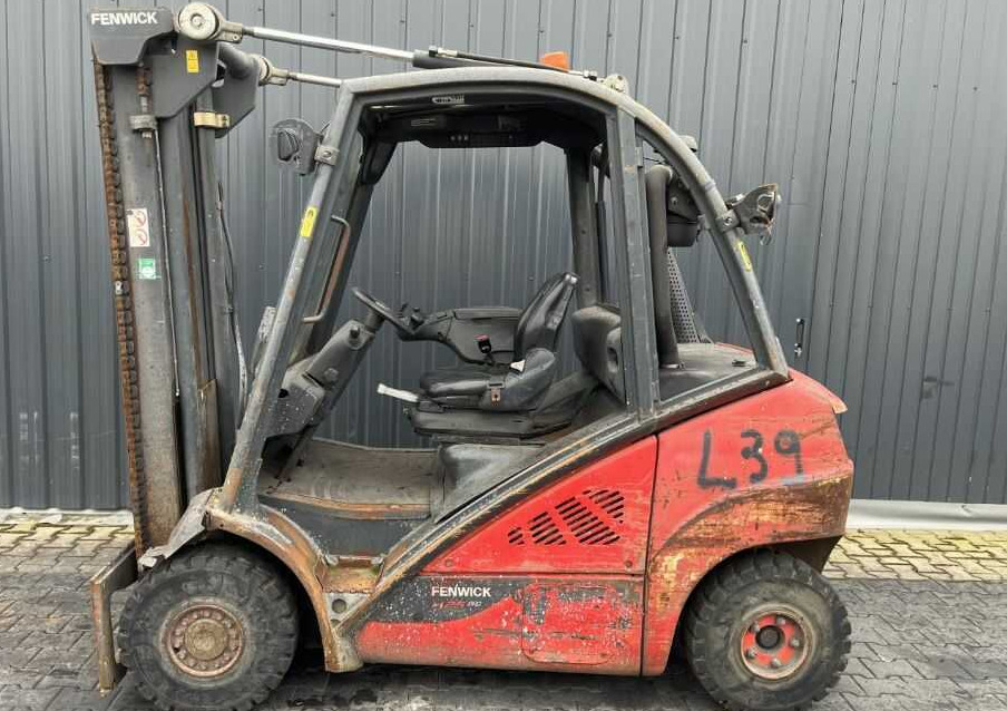 Linde H25D-02 - رافعة شوكية ديزل: صورة 3 Linde H25D-02 - رافعة شوكية ديزل: صورة 3