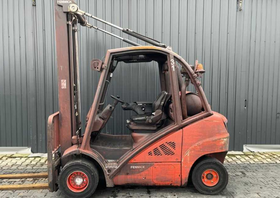 Linde H25T-01 - رافعة شوكية تعمل بالغاز: صورة 1 Linde H25T-01 - رافعة شوكية تعمل بالغاز: صورة 1