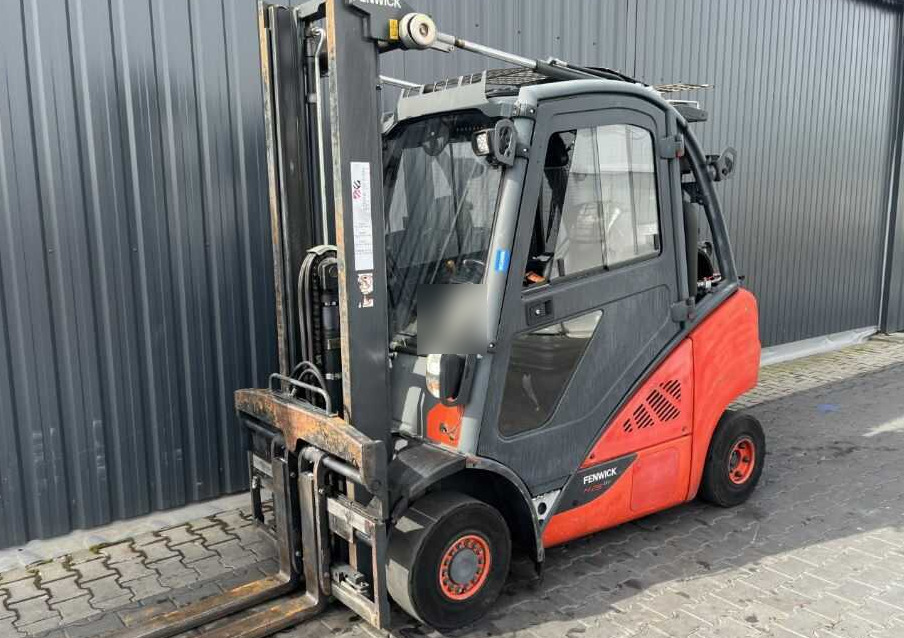 Linde H25T-02 - رافعة شوكية تعمل بالغاز: صورة 1 Linde H25T-02 - رافعة شوكية تعمل بالغاز: صورة 1