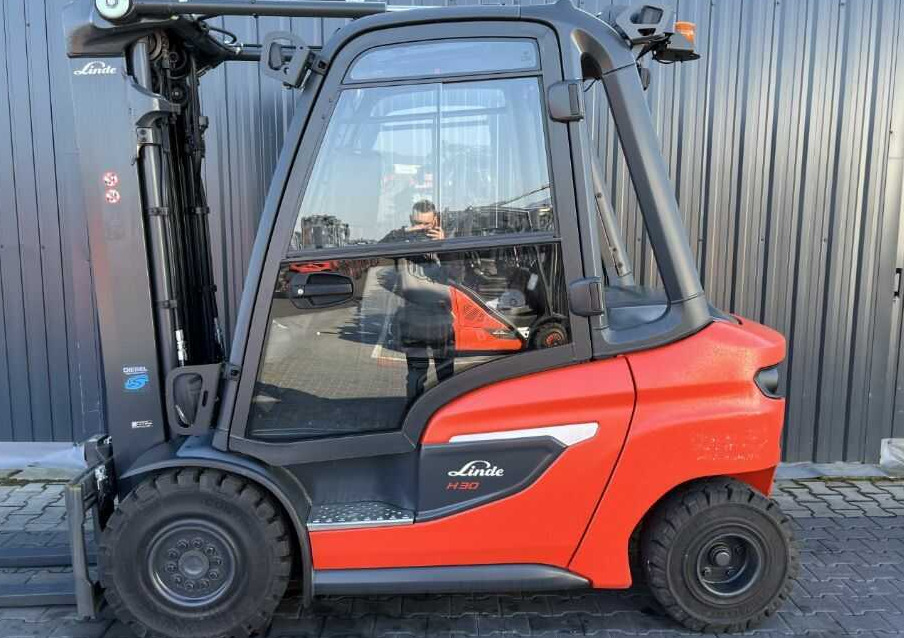 Linde H30D-01 - رافعة شوكية ديزل: صورة 2 Linde H30D-01 - رافعة شوكية ديزل: صورة 2