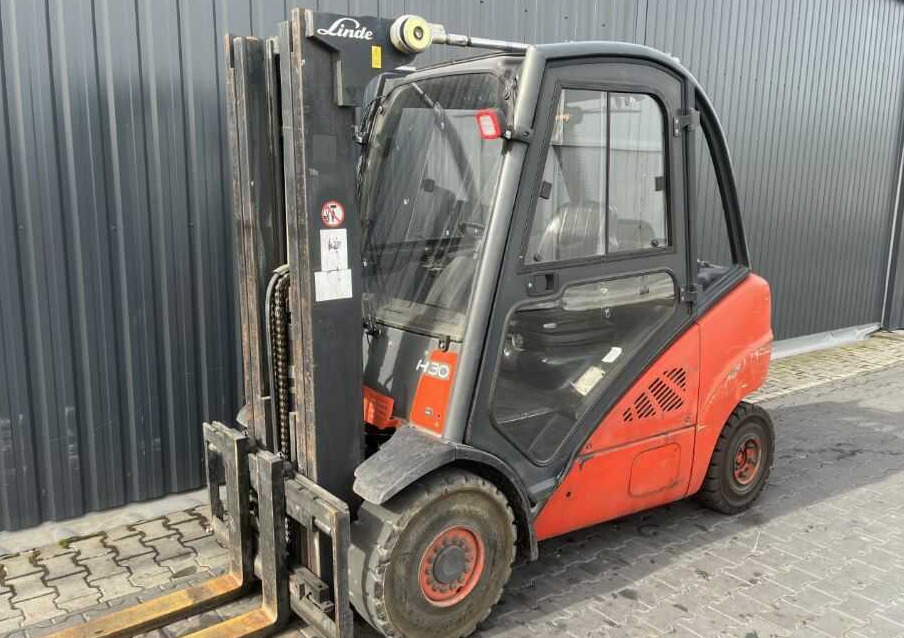 Linde H30D - رافعة شوكية ديزل: صورة 1 Linde H30D - رافعة شوكية ديزل: صورة 1