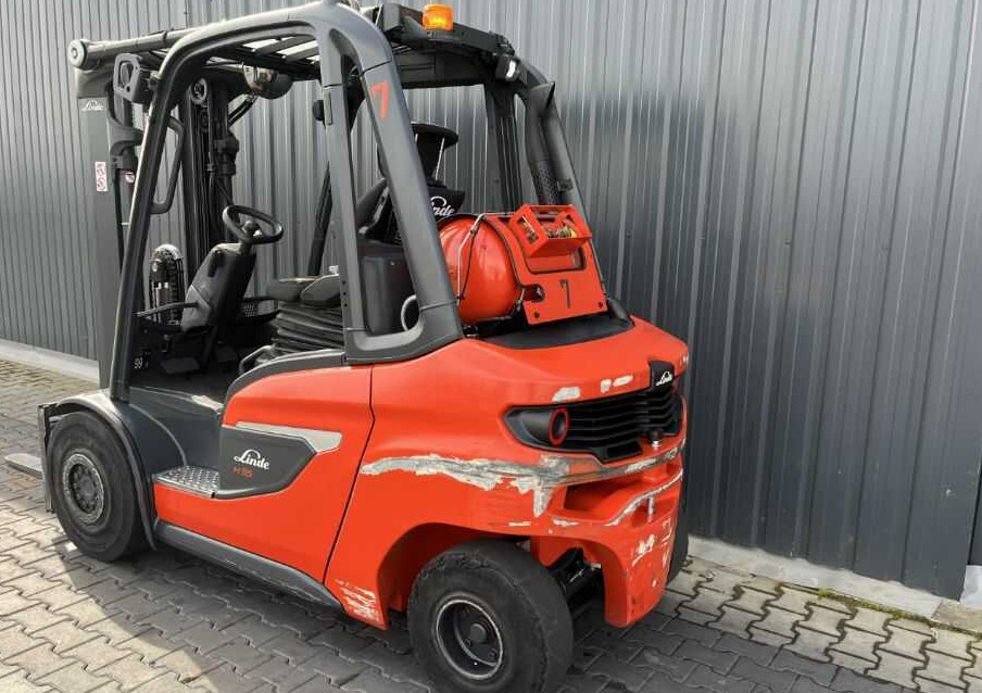 Linde H35T-01 - رافعة شوكية تعمل بالغاز: صورة 3 Linde H35T-01 - رافعة شوكية تعمل بالغاز: صورة 3