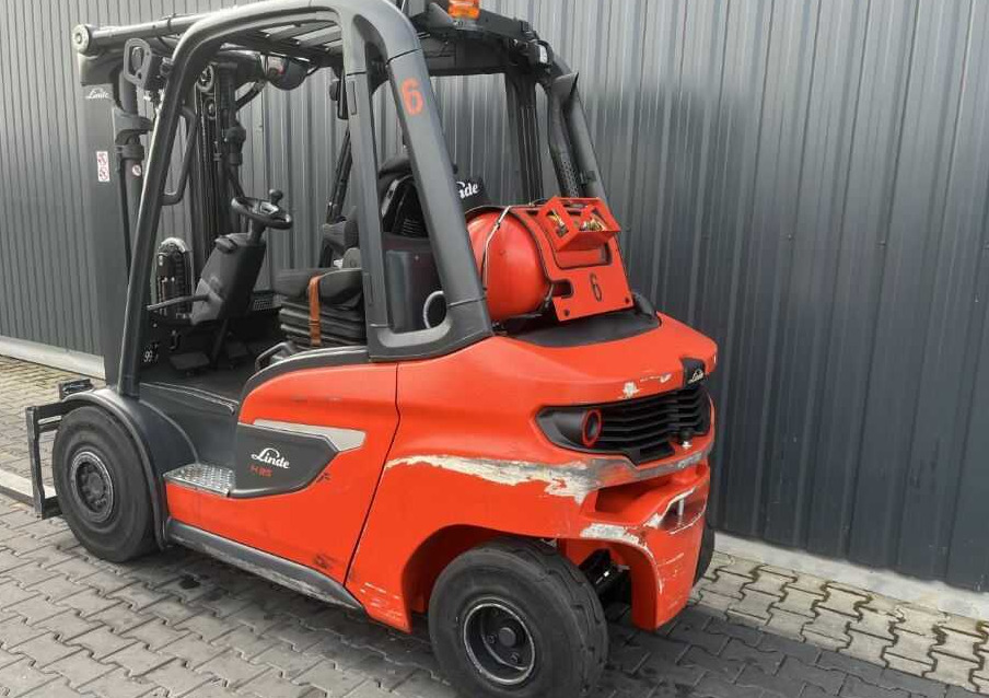 Linde H35T-01 - رافعة شوكية تعمل بالغاز: صورة 3 Linde H35T-01 - رافعة شوكية تعمل بالغاز: صورة 3