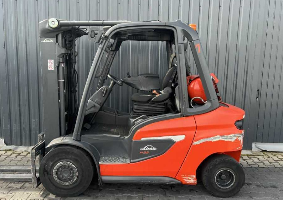 Linde H35T-01 - رافعة شوكية تعمل بالغاز: صورة 2 Linde H35T-01 - رافعة شوكية تعمل بالغاز: صورة 2