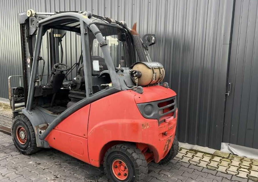 Linde H35T - رافعة شوكية تعمل بالغاز: صورة 4 Linde H35T - رافعة شوكية تعمل بالغاز: صورة 4