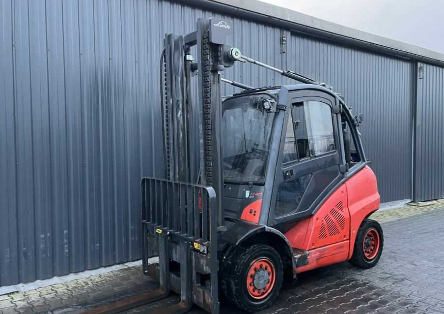 Linde H40T-02 - رافعة شوكية تعمل بالغاز: صورة 1 Linde H40T-02 - رافعة شوكية تعمل بالغاز: صورة 1
