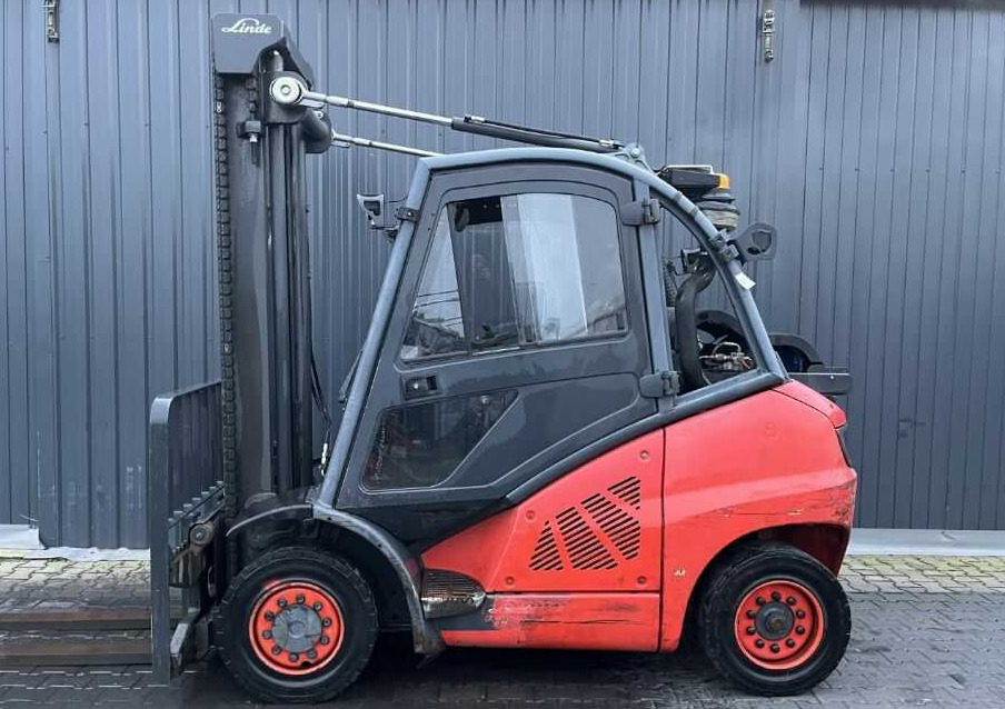 Linde H40T-02 - رافعة شوكية تعمل بالغاز: صورة 2 Linde H40T-02 - رافعة شوكية تعمل بالغاز: صورة 2
