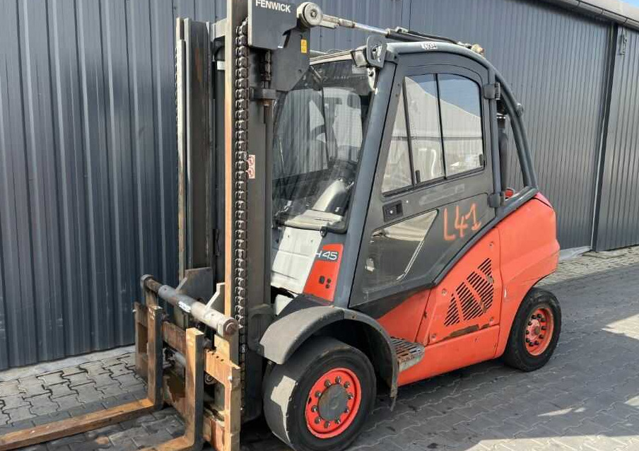 Linde H45T-01 - رافعة شوكية تعمل بالغاز: صورة 1 Linde H45T-01 - رافعة شوكية تعمل بالغاز: صورة 1