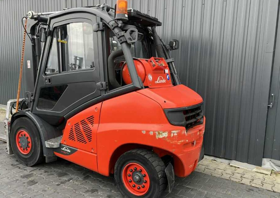 Linde H50T-02 - رافعة شوكية تعمل بالغاز: صورة 3 Linde H50T-02 - رافعة شوكية تعمل بالغاز: صورة 3